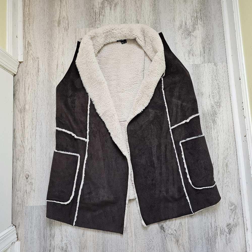 BYLYSE Cozy Outerwear Winter Vest Large